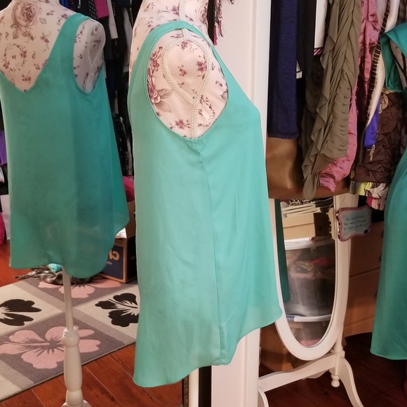 eyeshadow NWOT Tank/Blouse - Picture 2 of 4